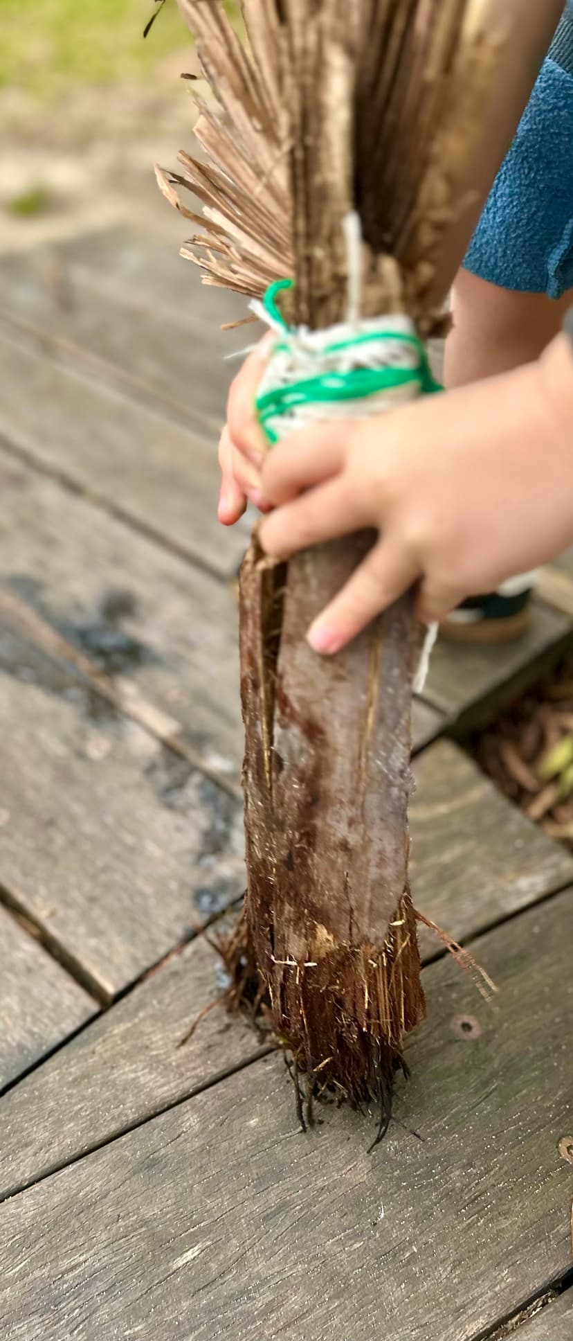 Making and Using Nature Brushes: Mark Making and Ephemeral Art event image